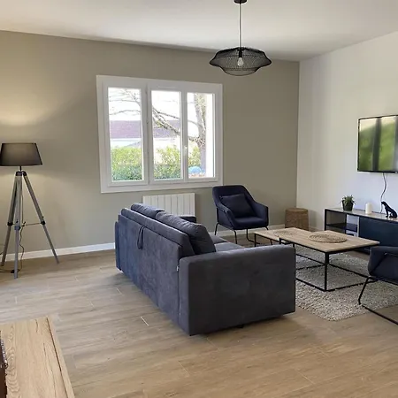 Pavillon Renove Avec Jardin Arbore, Proche Centre-ville, Veranda, Parking, Wifi, Ideal Familles - Fr-1-489-417 *